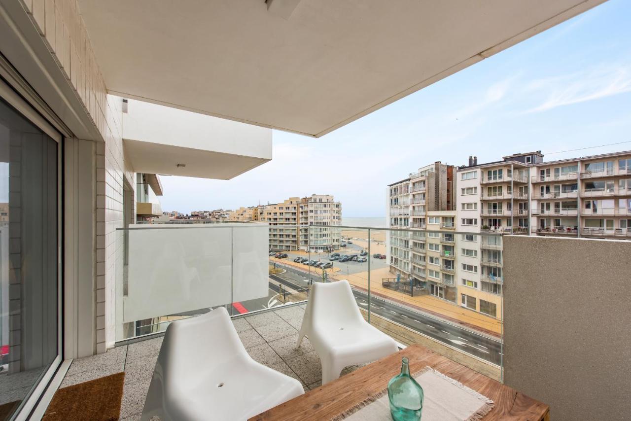 Modern Apartment With Terrace Near The Beach Oostende Exteriör bild